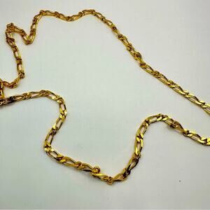 MONET Gold Tone Linked Figaro Chain Link Long Necklace Vintage VTG Retro